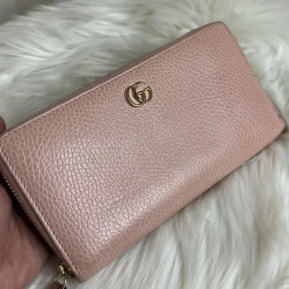 💯 Authentic Gucci GG Long Zipped Around Leather Wallet 🍀 - Picture 13 of 15